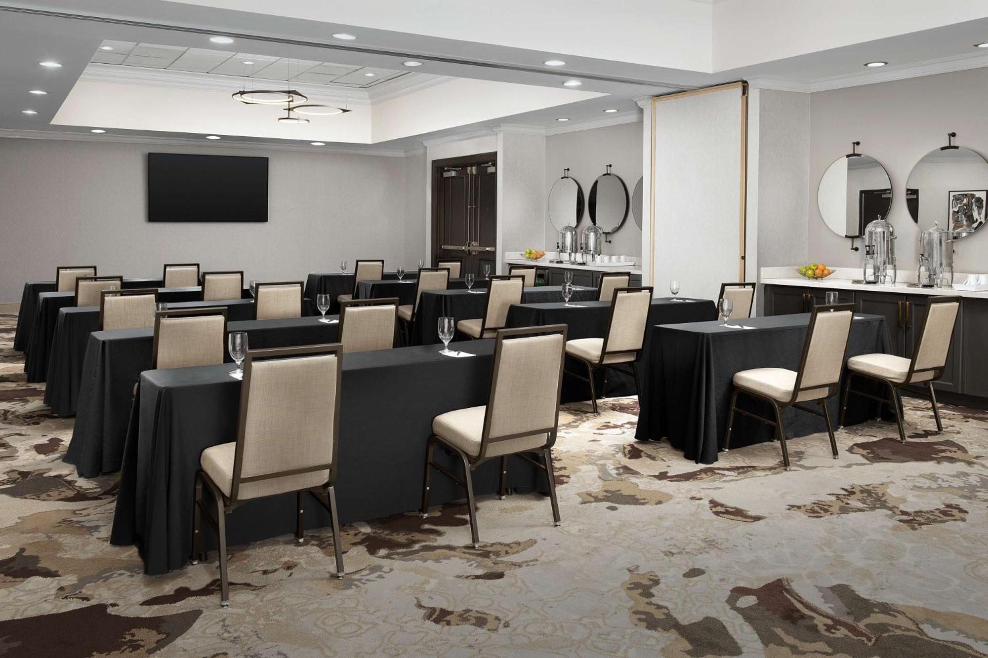 Hilton Phoenix Chandler Bagian luar foto