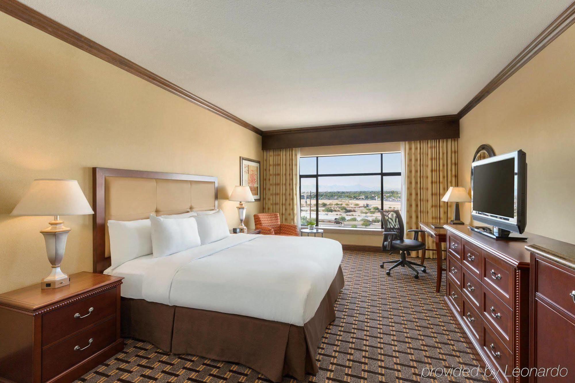 Hilton Phoenix Chandler Bagian luar foto