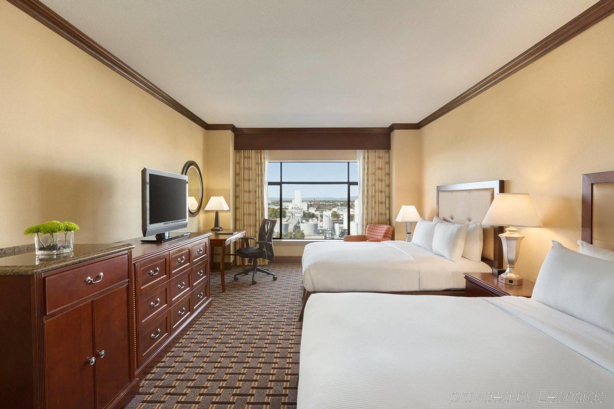 Hilton Phoenix Chandler Bagian luar foto
